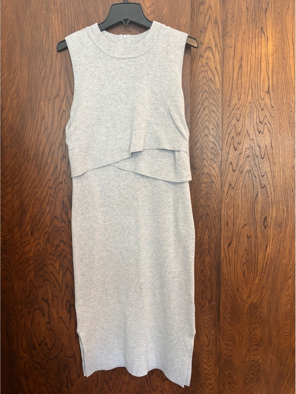 Ripe Maternity Sleeveless Nursing Dress in Light Gray, Size Small